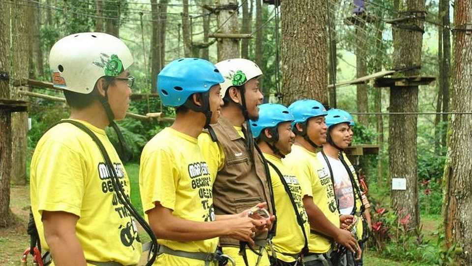 Mengintip Perjalanan Family Gathering CGS 2016